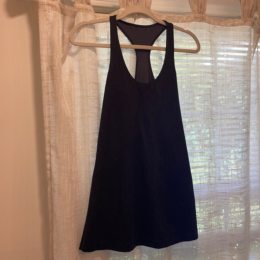 Lululemon tank top